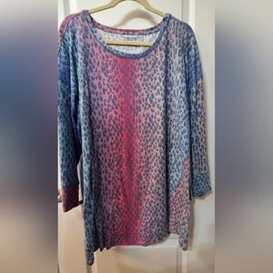 (5 pts) Westbound Pink and Blue Leopard Print Tunic